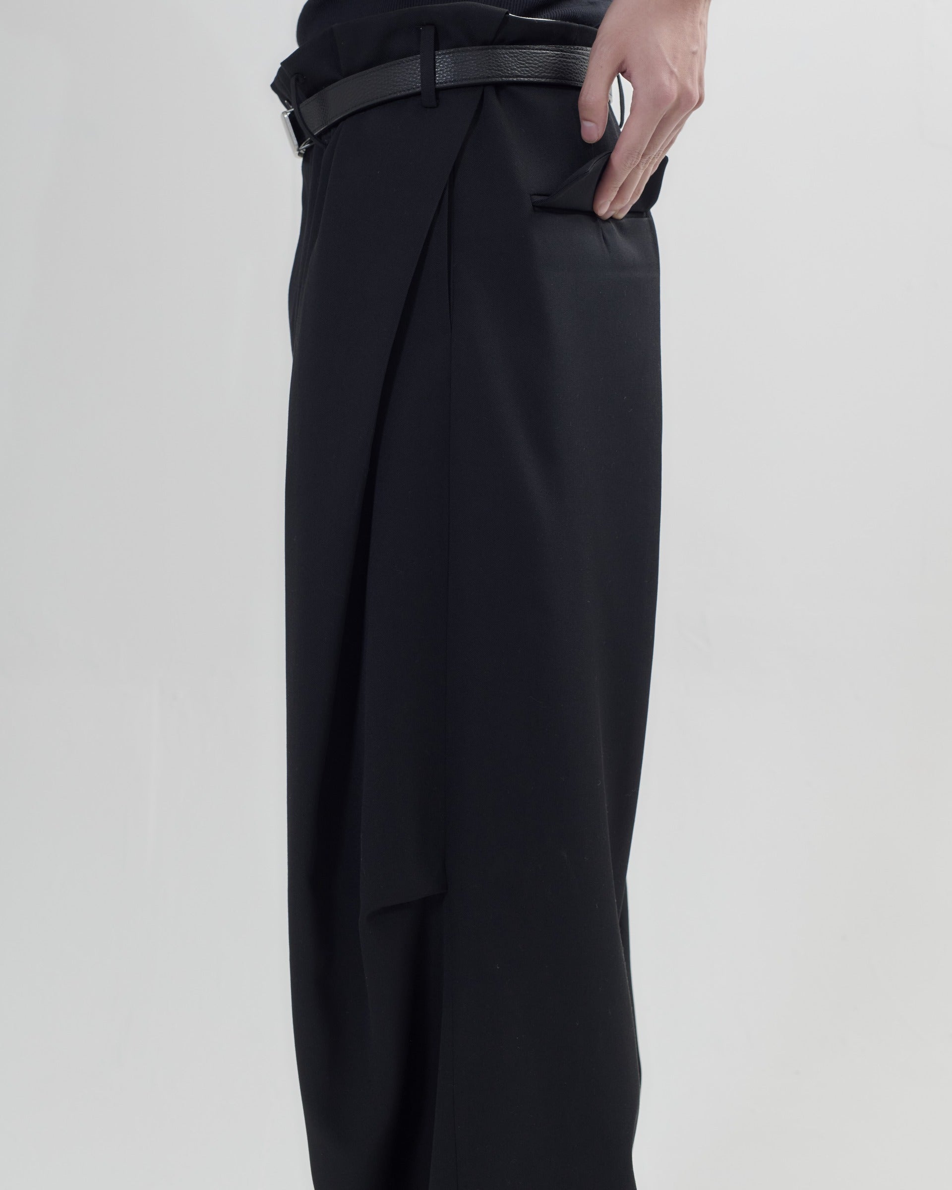TAOSCHIR F01A-P01200 Wide Tuck Pants Black detail 5