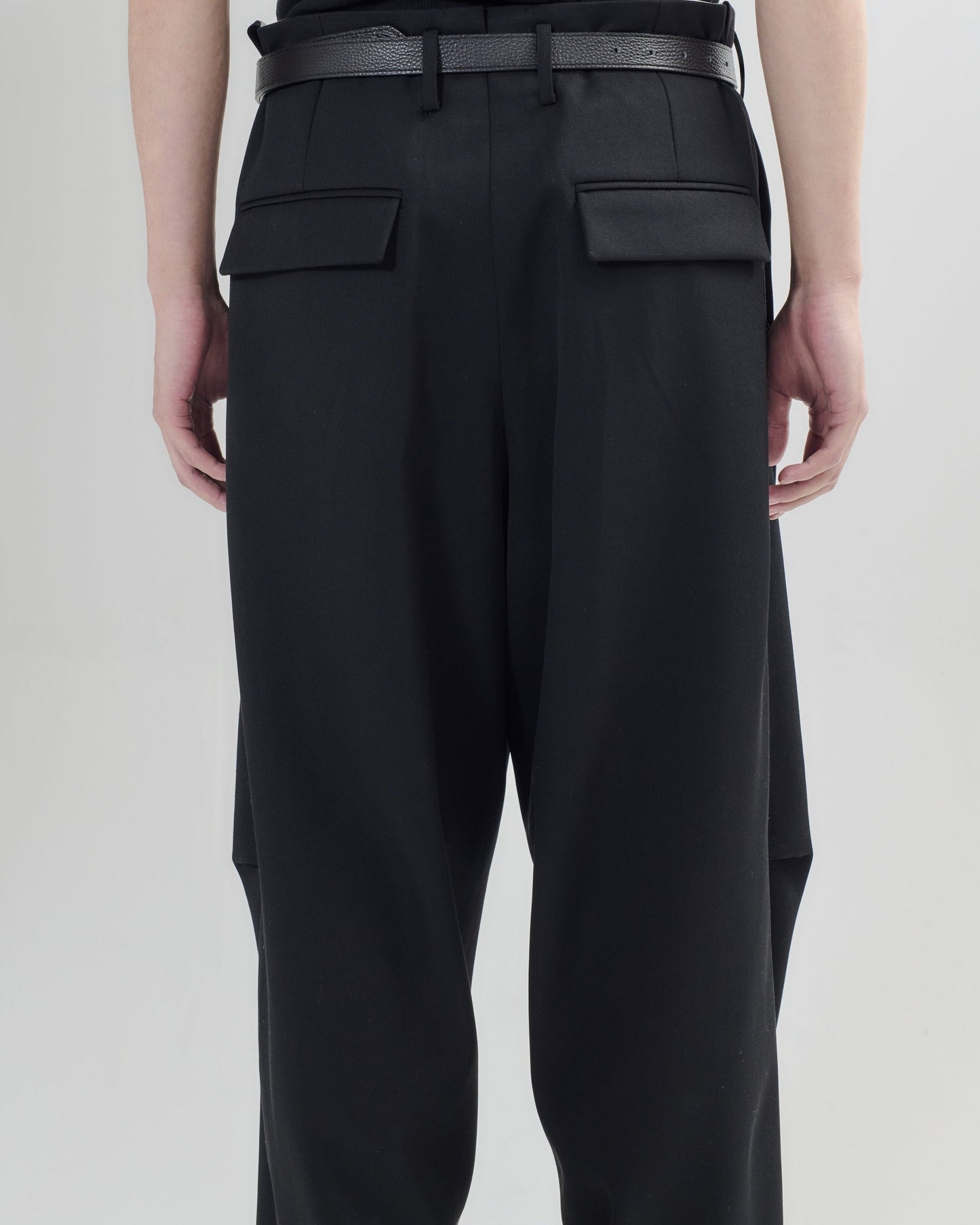 TAOSCHIR F01A-P01200 Wide Tuck Pants Black detail 6