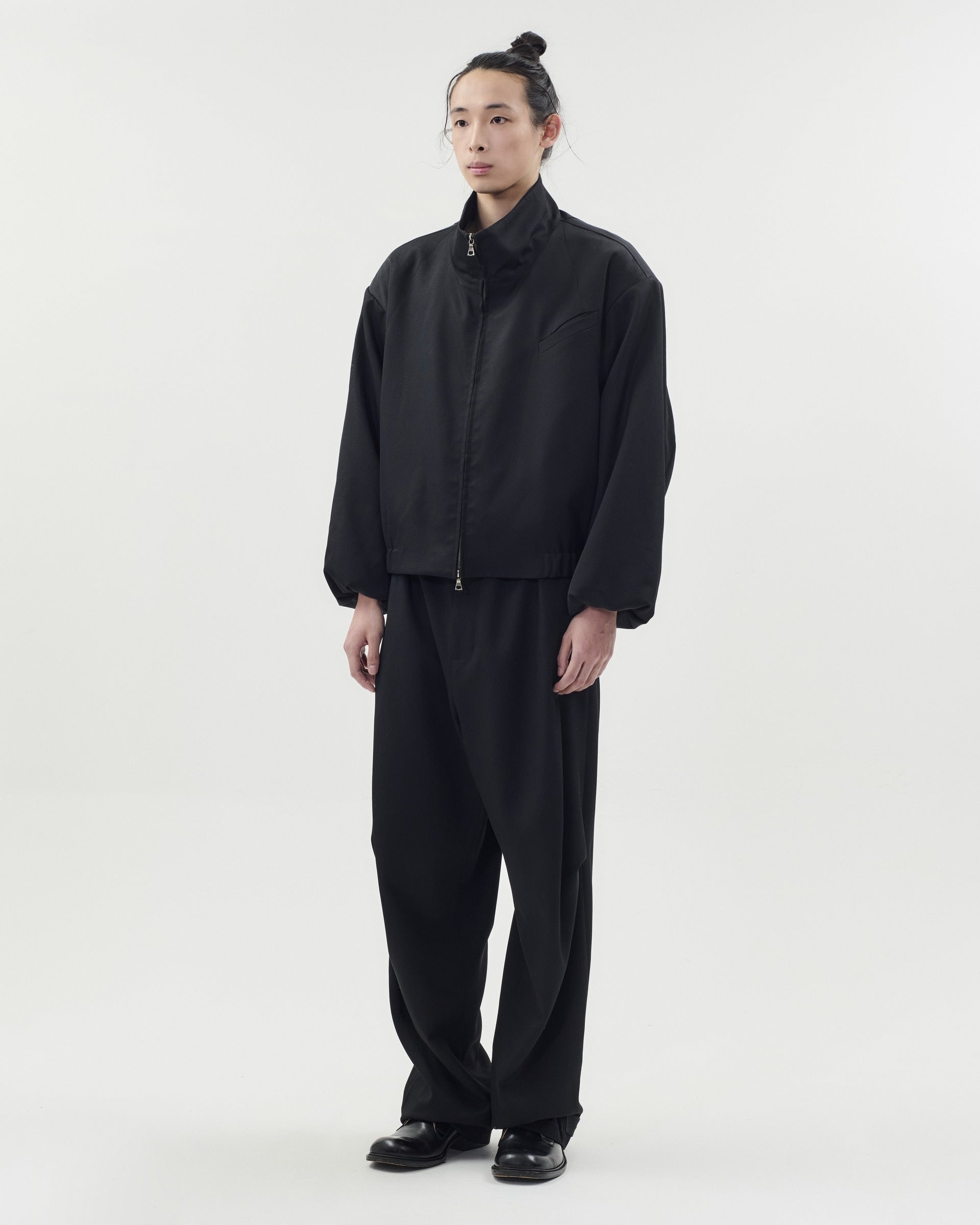 TAOSCHIR F01A-P01200 Wide Tuck Pants Black side