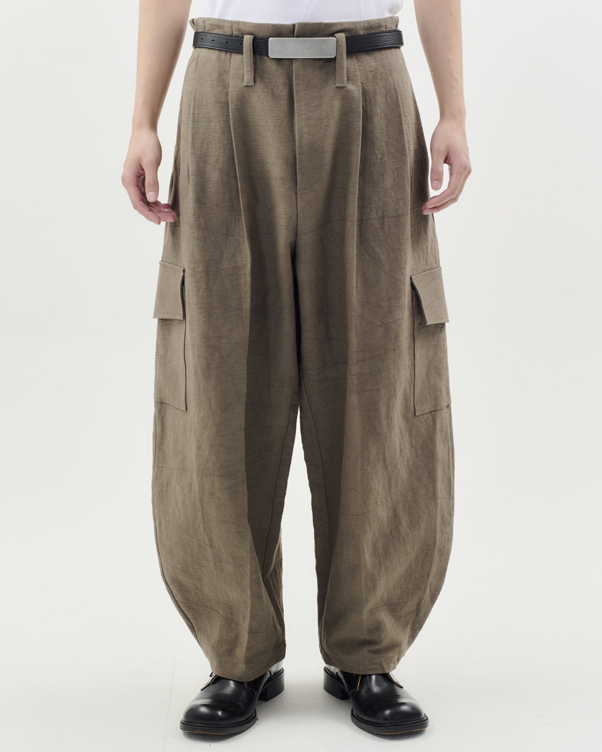 TAOSCHIR F01A-P02300 Volumed Work Pants Brown detail 4