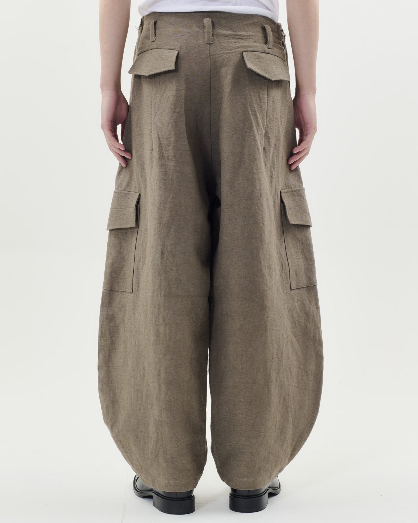 TAOSCHIR F01A-P02300 Volumed Work Pants Black detail 5