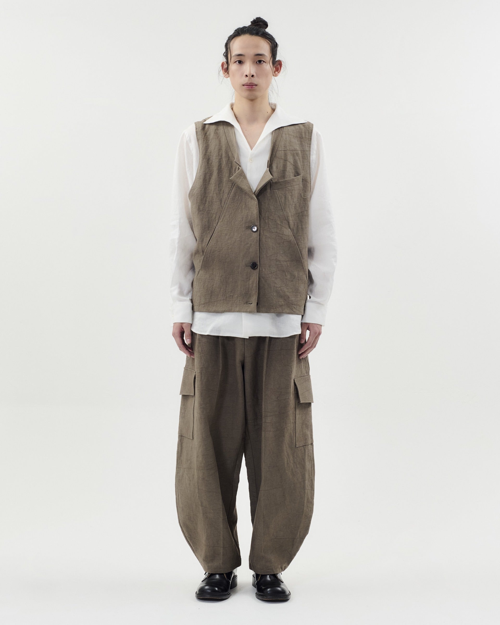 TAOSCHIR F01A-P02300 Volumed Work Pants Black front